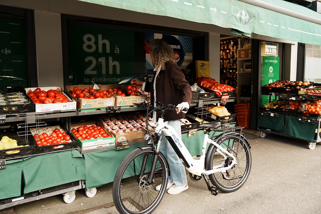 Woman carrying groceries on Onesport OT05