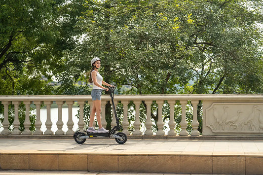 Stable and safe ride in city traffic with OOTD T10