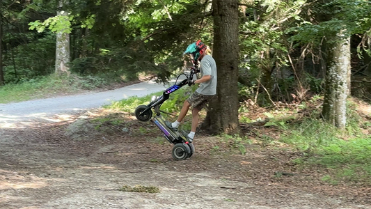 OOTD T30 three-wheel electric scooter review covering real range, stability, speed and off-road performance