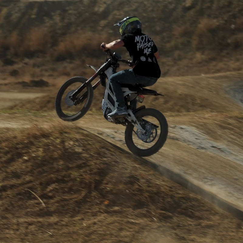 79BIKE Falcon GT electric dirt bike wheelie